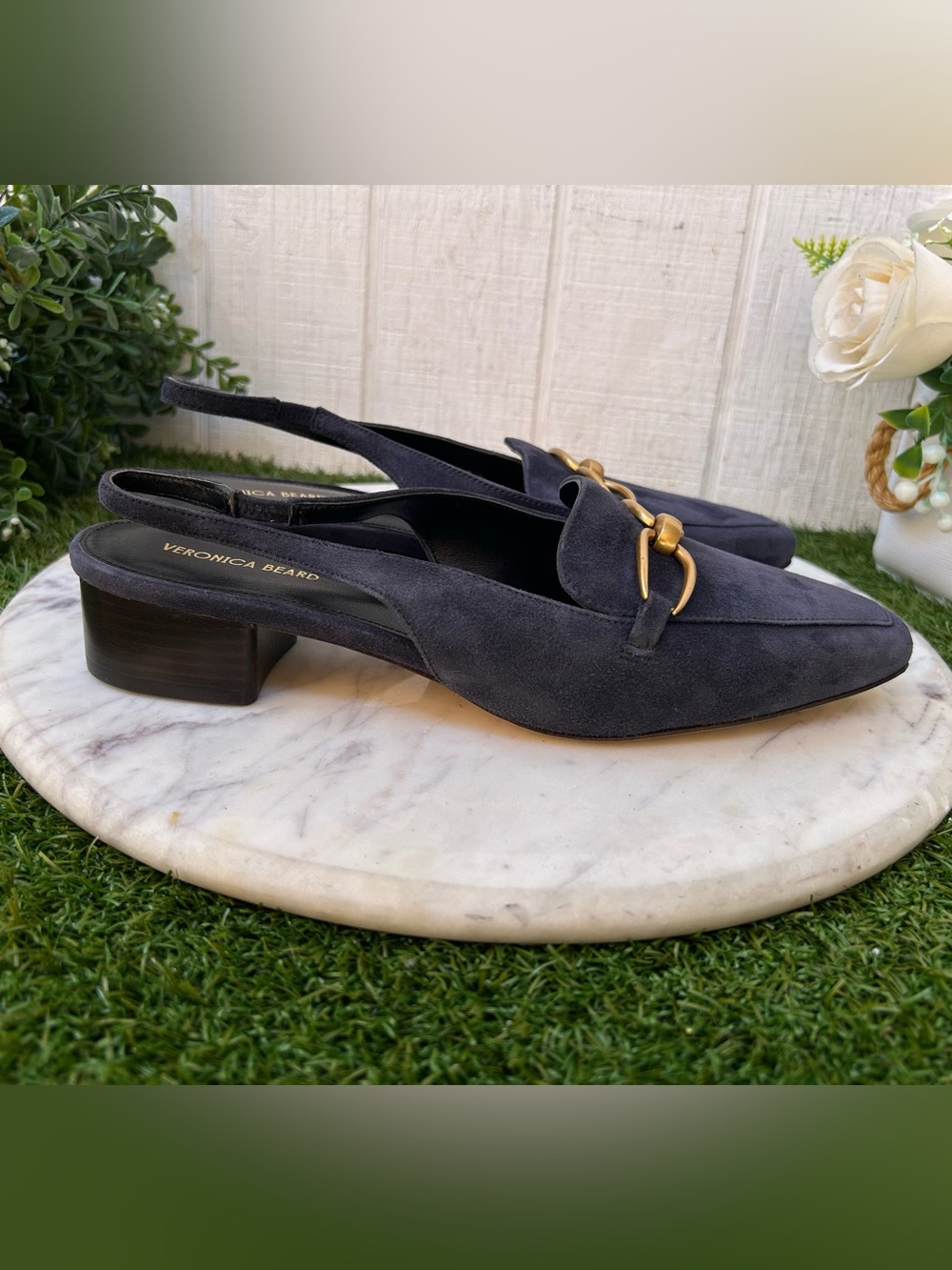 Veronica Beard Casie Slingback Pump
Color: Eclipse size 8 new/box - Picture 11 of 16